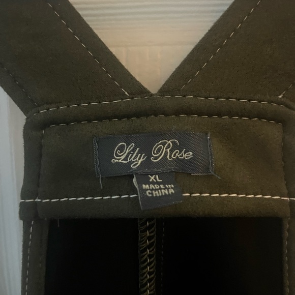 Green, mini overall dress - Picture 2 of 2